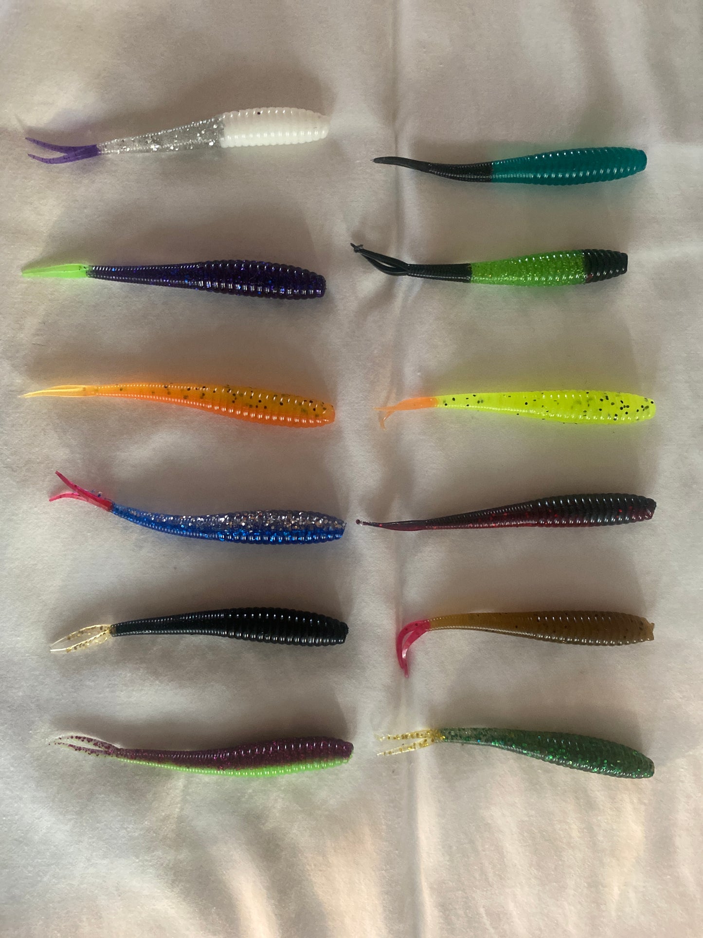 120  hybrid split tail worm box